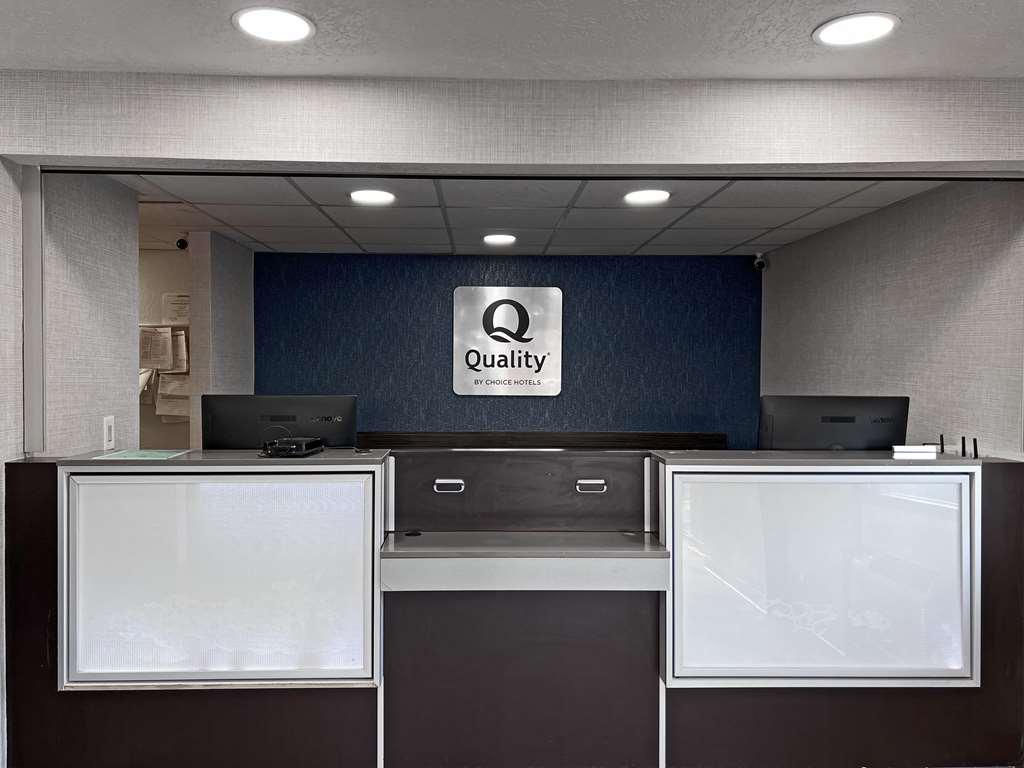 Quality Inn Santa Fe New Mexico Beltér fotó
